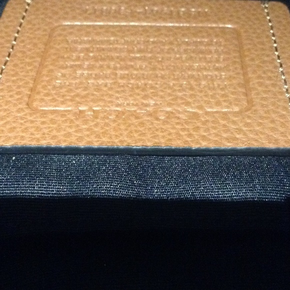 Coach back pack - Picture 4 of 4